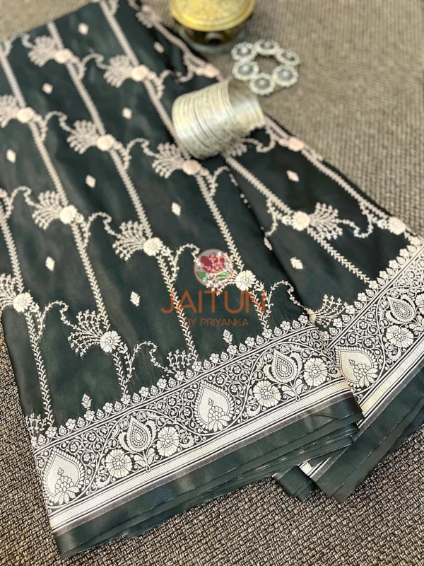 Noir Elegance Banarasi Silk Saree